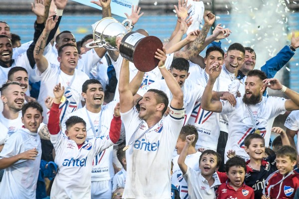 Nacional campeón Uruguayo 2019 en el estadio Centenario. || Javier Calvelo/ adhocFOTOS