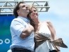 Luis Lacalle Pou y Lorena Ponce de León durante el acto oficial de festejo del triunfo electoral, en la rambla de Pocitos en Montevideo. || Javier Calvelo / adhocFOTOS