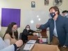 Luis Lacalle Pou votó en el circuito Nº 20 del Liceo Guadalupe en Canelones. || Mauricio Zina / adhocFOTOS