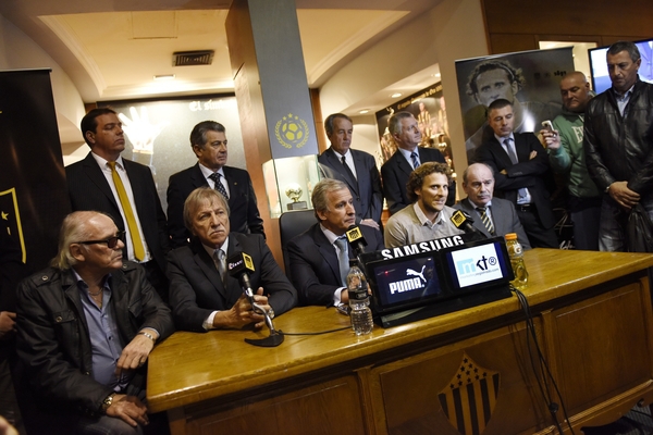 adhoc @Nicolás Celaya