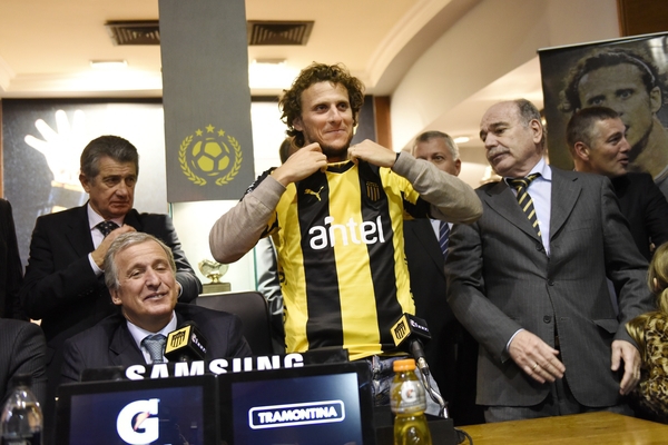 adhoc @Nicolás Celaya