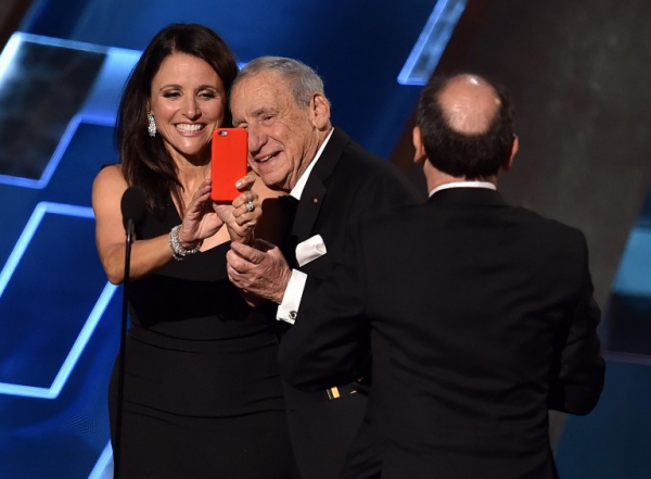 Julia Louis-Dreyfus y Mel Brooks || AFP