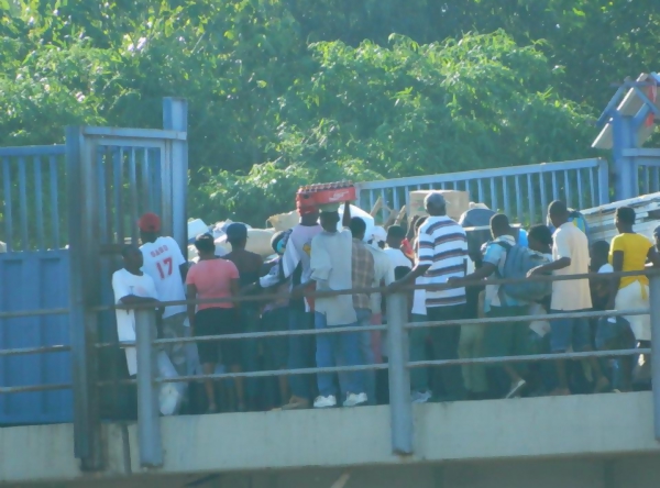 Frontera entre Haití y República Dominicana || Emiliano Zecca (año 2012)