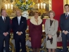 Durante una reunión con la Familia Real española en 2004. || PIERRE-PHILIPPE MARCOU / AFP