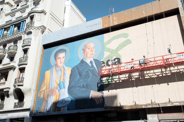 Nueva pintura en la fachada de Cinemateca Uruguaya, sala 18 de julio. En Av. 18 de julio casi Yaguaron. Montevideo, 28/03/2017. || Ricardo Antúnez / adhocFOTOS