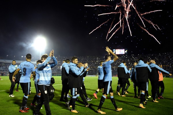 Uruguay tras la clasificacion ante Bolivia por la ultima fecha de eliminatorias al Mundial FIFA Rusia 2018 en el estadio Centenario. || Nicolás Celaya /adhocFOTOS