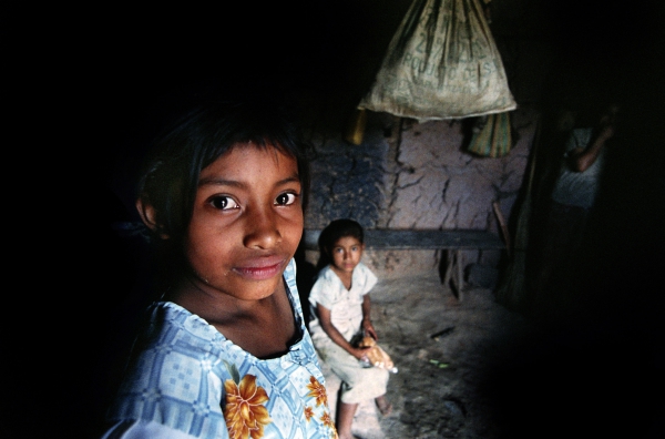 2009, Campaña de Chagas || MSF denuncia la falta de investigación y desarrollo de nuevos diagnósticos y tratamientos para esta enfermedad olvidada que afecta a entre 10 y 15 millones de personas en Latinoamérica, y provoca 14.000 muertes al año. || Juan Carlos Tomasi