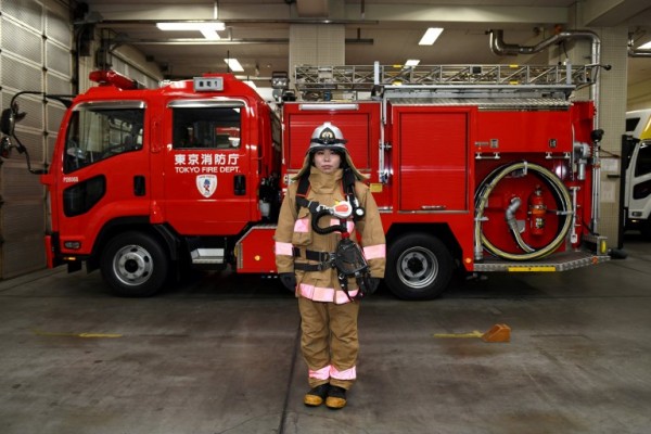 JAPÓN - Ran Namise, bombera || AFP