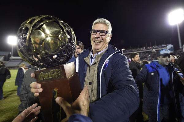 Adhoc ©Nicolas Rodriguez