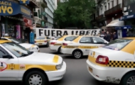 Portal 180 - Taxistas bloquearon capacitación de Uber