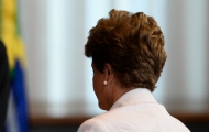Portal 180 - Dilma se defiende pero su caída parece inevitable