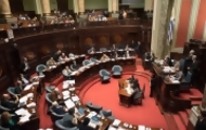 Portal 180 - Senado aprobó ley de cuota femenina por unanimidad pero discutió sobre el poder