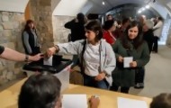 Portal 180 - Incidentes dejan heridos en centros de votación en Cataluña