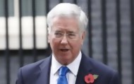 Portal 180 - Renunció el ministro de Defensa británico, acusado de acoso sexual