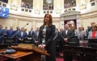 Portal 180 - Cristina Kirchner juró su banca en el Senado argentino