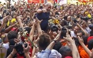 Portal 180 - Lula anuncia que se entrega y se defiende: “Moro mintió que ese apartamento era mío”