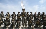 Portal 180 - Los talibanes desfilan triunfales en el aeropuerto de Kabul tras la retirada de EEUU