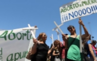 Portal 180 - Media sanción a ley que despenaliza el aborto