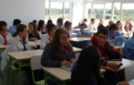 Portal 180 - Directora del Liceo 16 gatilló arma descargada ante docentes