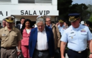 Portal 180 - Mujica viajó a Chile para la asunción de Bachelet