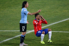 Portal 180 - Dos fechas de suspensión a Cavani y tres a Tabárez