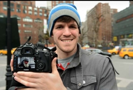 Portal 180 - Popular fotógrafo de “Humans of New York” está en Uruguay