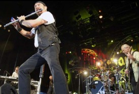 Portal 180 - Ian Anderson, exlíder de Jethro Tull, tocará en Montevideo el 17 de octubre