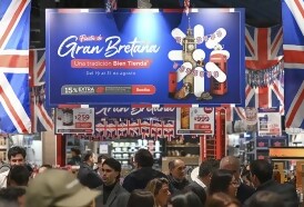 Portal 180 - Vuelve a Tienda Inglesa las Fiestas de los Países: una tradición bien Tienda
