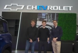 Portal 180 - Chevrolet Uruguay da un paso histórico en inclusión y se convierte en la primera empresa del país en implementar “Háblalo” en toda su red de concesionarios