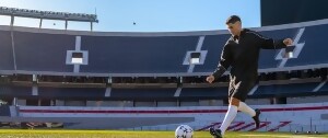 Portal 180 - Una experiencia Monumental: Gonzalo Montiel abre las puertas de uno de los estadios más icónicos del fútbol