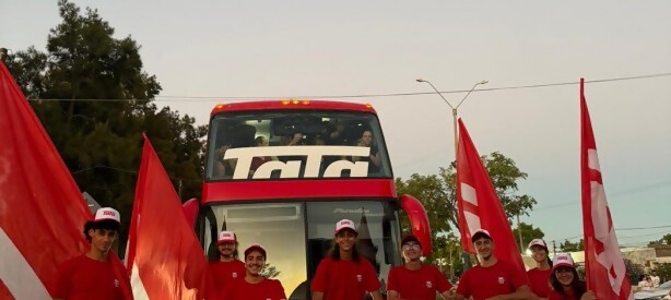 Portal 180 - TaTa acompañó el Carnaval 2026 en todo el país como supermercado oficial de la fiesta popular