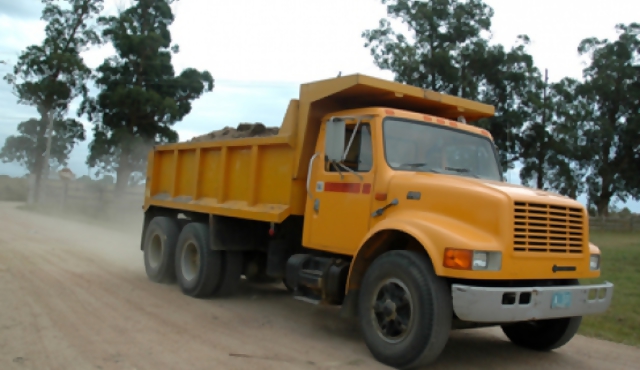 Miles de camiones circulan con fallas graves