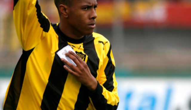 Abel Hernández sin ficha médica 