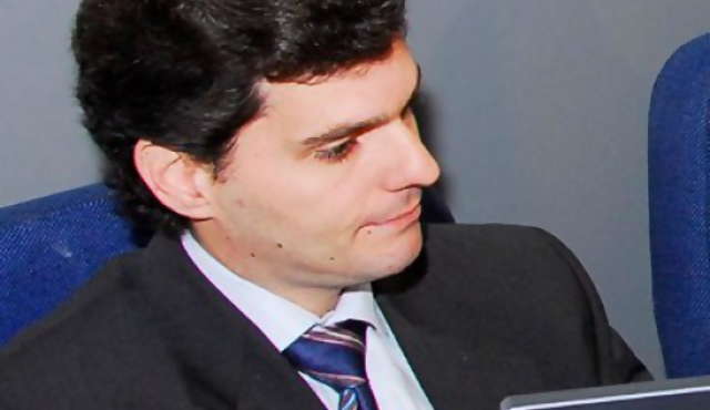 Entregarán celulares a las víctimas de violencia doméstica