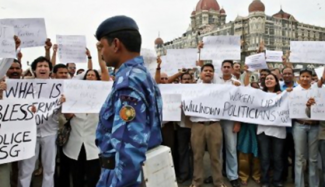 India rastrea la pista paquistaní tras los atentados de Bombay 