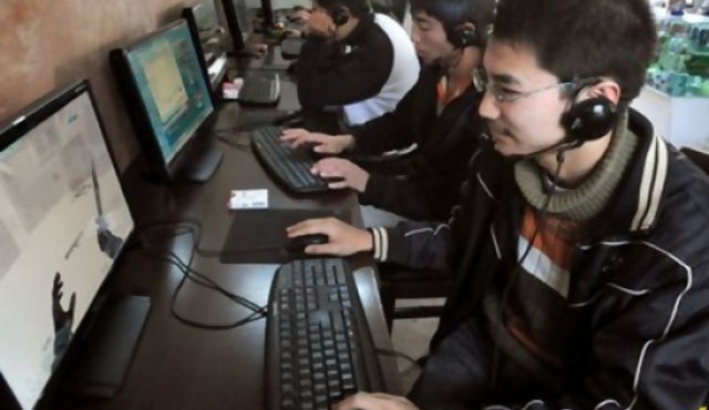 China: por pornografía, cierran 91 portales