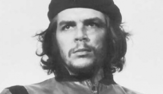 Subastaron fotos del Che y Fidel Castro 