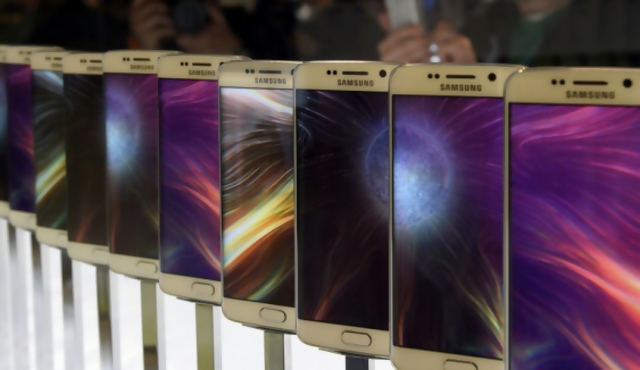 Samsung presentó el Galaxy S6 para competir con Apple