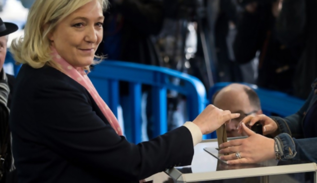 Elecciones en Francia: Sueños de triunfo del FN y riesgo de derrota de la izquierda