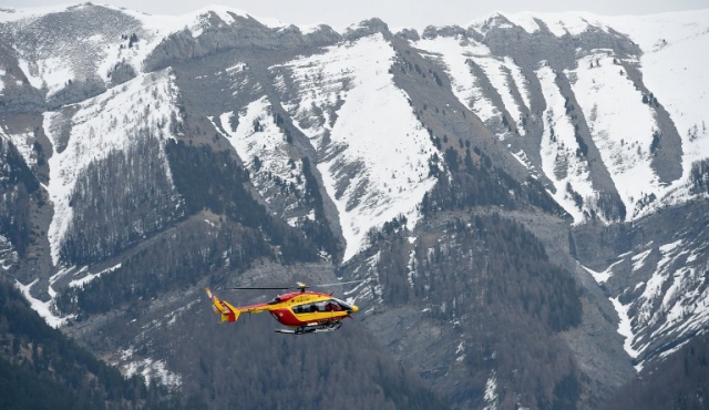 Mueren los 150 ocupantes del avión que cayó en los Alpes