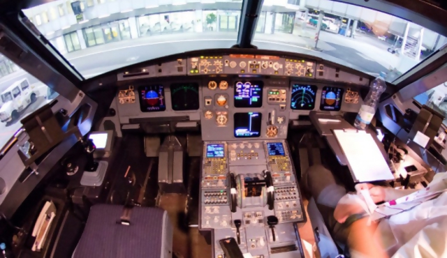 Copiloto de Germanwings ensayó la misma maniobra de descenso en el vuelo de ida​