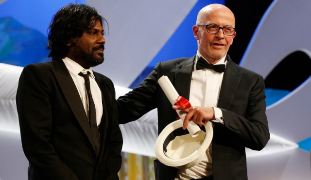 Película sobre la inmigración ilegal gana la Palma de Oro en Cannes