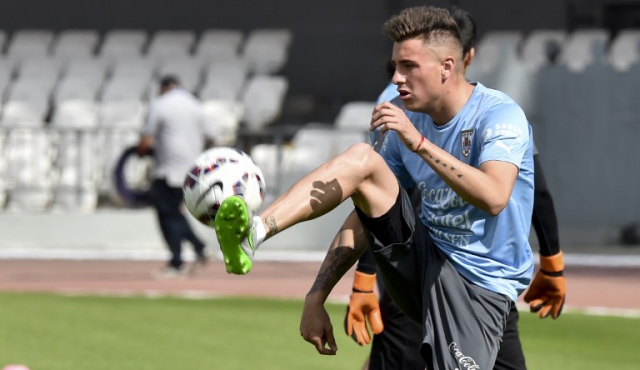 Giménez será titular ante Jamaica