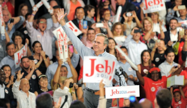  Jeb Bush se baja de la carrera presidencial en EE.UU