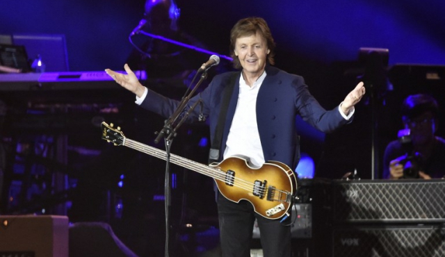 McCartney molesto por créditos de canciones otorgados a Lennon