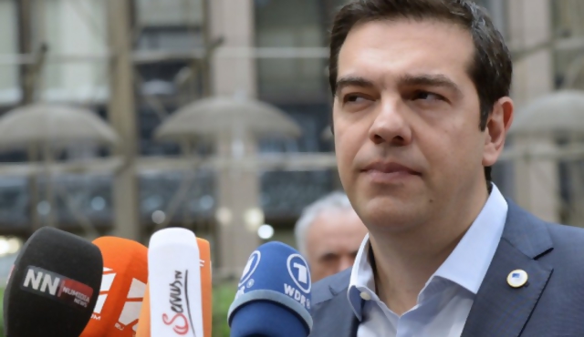 “Acuerdo” o una “pistola en la sien” de Tsipras