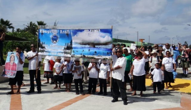 Exiliados nucleares del atolón de Bikini amenazados por cambio climático