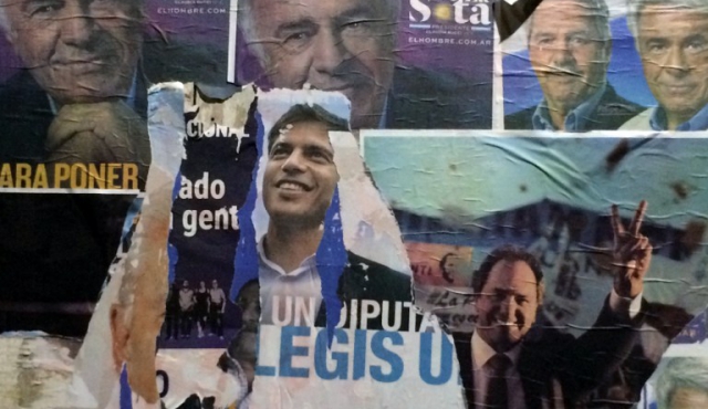 Scioli y Macri ganadores en Argentina con Massa como árbitro