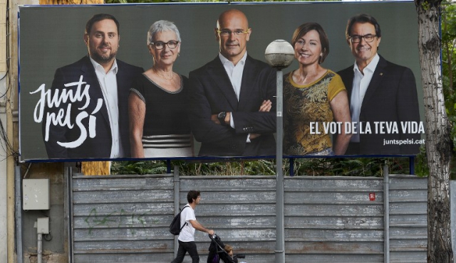 Sondeo da clara ventaja a independentistas catalanes en elecciones