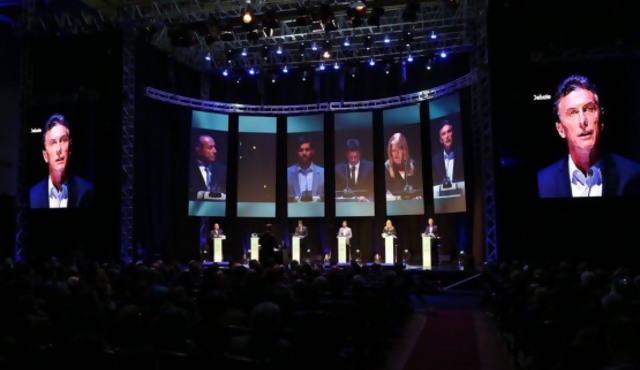 Candidatos debatieron con el “fantasma” de Scioli en Argentina